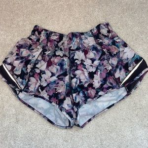 Lululemon hotty hot shorts